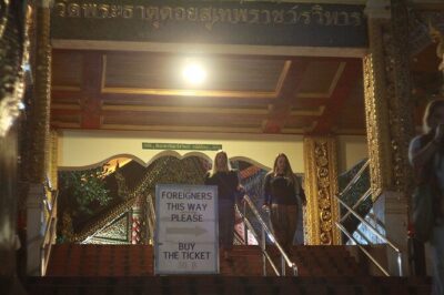 Doi Suthep and Wat Umong Night Tour From Chiang Mai - How the 4:00 pm schedule turns temples into a night event