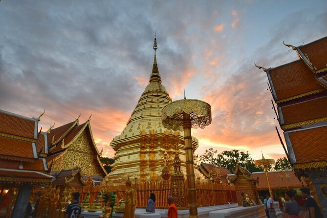 Doi Suthep and Wat Umong Night Tour From Chiang Mai - Who should book this Doi Suthep and Wat Umong night tour
