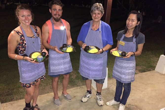 Evening Cooking Class in Traditional Pavilion with Beautiful Garden - Chiang Mai - Your Menu: From Hot and Sour Soup to Mango Sticky Rice