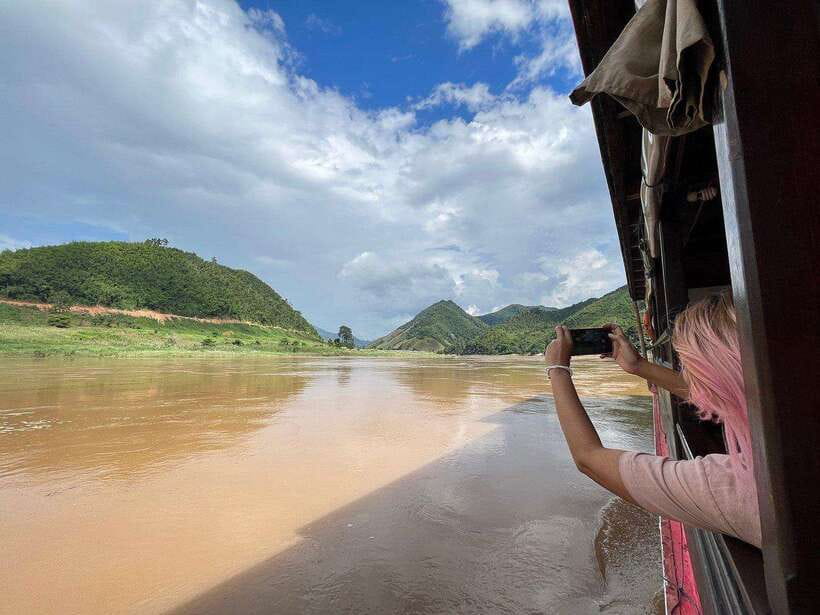 From Chiang Mai: Slow Boat to Luang Prabang 3 days/2 nights - Border crossing and paperwork: the small details that control the day