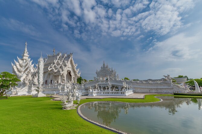 Full Day Chiang Rai 3 Temples White, Blue,Big Bhudha Temples - Wat Huay Pla Kang and the Big Buddha/Guan Yin: viewpoint access and the climb