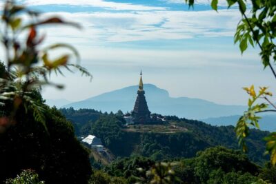 Full-Day Doi Inthanon National Park Tour with Trek and Pagodas - King’s and Queen’s Pagodas: royal architecture with modern-era context
