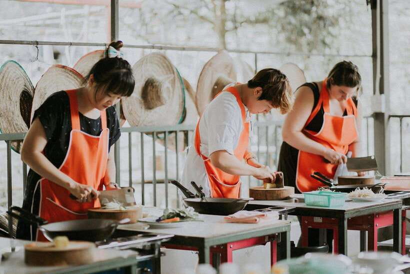 Full Day Thai Cooking Class in Organic Farm and Market - Cooking what you crave: 5–6 dishes you’ll master