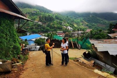Half day Long Neck hill tribe and Hmong hill tribe village - Stop One: Ban Hmong Mae Sa Mai and everyday Hmong culture