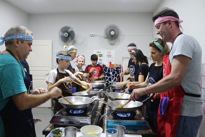Half Day Morning Cooking Class with Market Tour in Chiang Mai - Market Tour First, Cooking Class Second: Why This Order Works in Chiang Mai