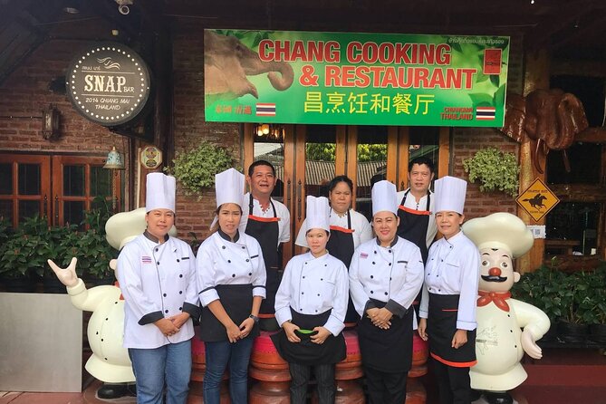 Half-Day Thai Cuisine Cooking Experience in Chiang Mai - Picking Your Menu: Curries, Soups, Salads, and Desserts