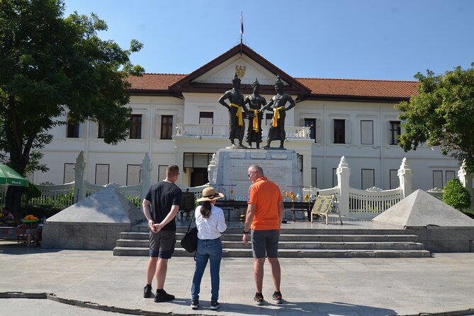 Historic Temples and City Guided Walking Tour in Chiang Mai - Why this Chiang Mai temple walk feels practical (not just sightseeing)