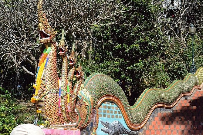 Hot! Doisuthep Temple+Wat Palad+Sticky waterfall - Should You Book This Doi Suthep + Wat Pha Lat + Sticky Waterfall Tour?