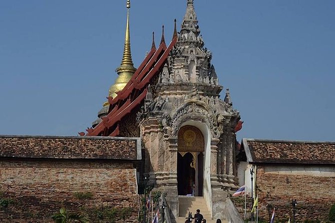 Local Drivers service Chaingmai - Who should book this private driver service in Chiang Mai