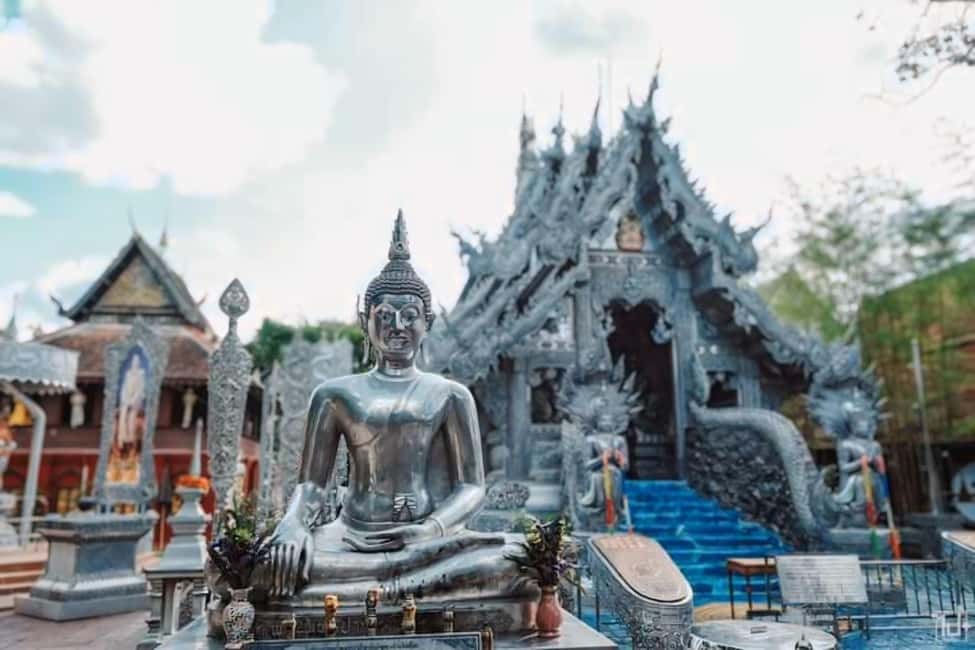 Long Neck Village, Silver Temple & Chiang Mai Top Sites - Wat Phra Singh: Golden Pagodas, Murals, and Phra Buddha Sihing