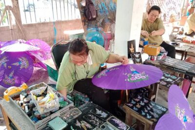 Mae Kampong Village, Hot Springs, Bor Sang Umbrellas Making Tour - Mae Kampong Village: creek life and the yellow Kampong flowers