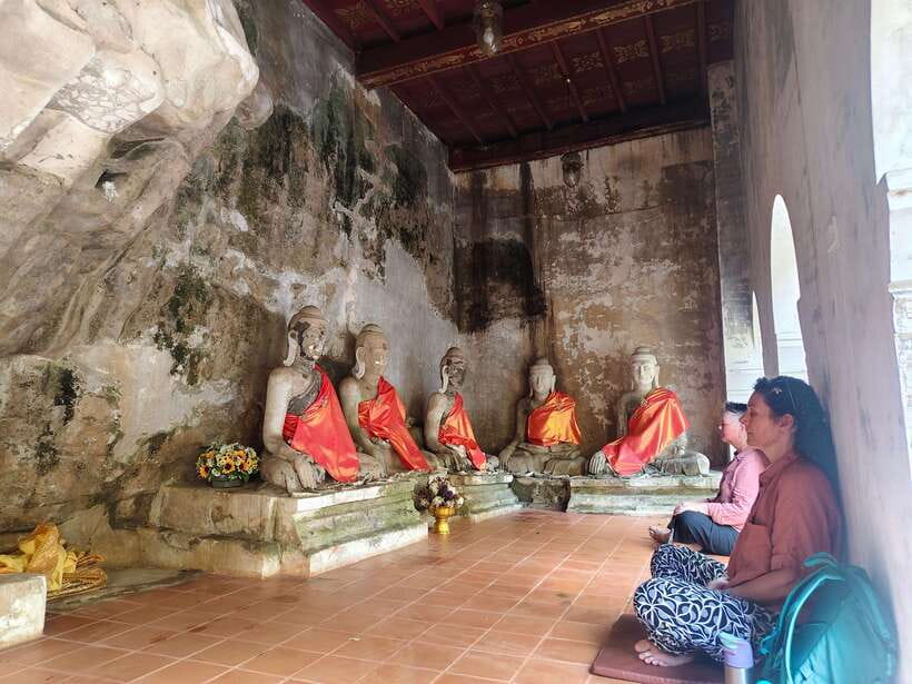 Monk trails hike, Wat Phalat, Monk chanting, Wat Doi Suthep. - Should you book this Monk Trails and Wat Doi Suthep tour?