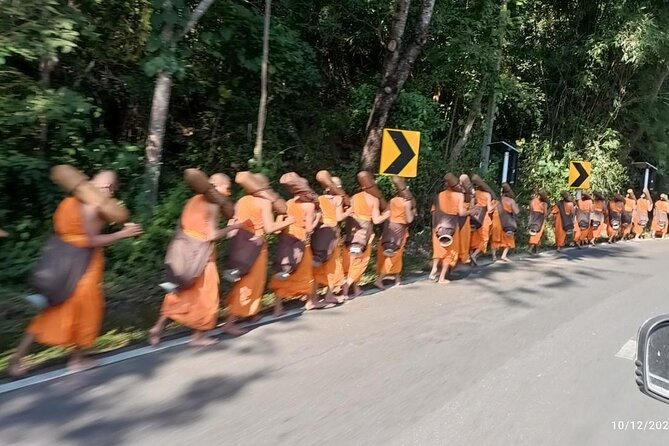 No1. Chiang Mai City Hiking, Biking & Kayaking Triathalon - The Lake Huay Tueng Thao bike ride: 12 km, swim time, and lunch