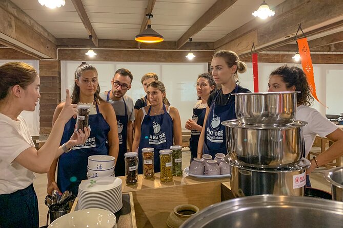 Northern Thai Cooking Experience in Chiangmai - Dessert in class: banana in coconut milk and sweet sticky rice with Longan