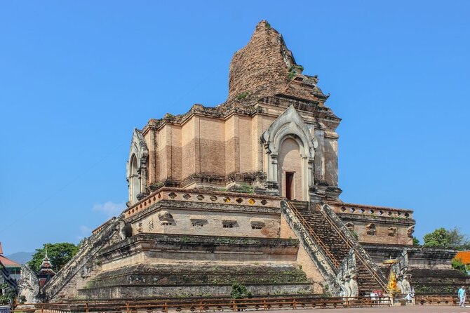 Private Tour: Chiang Mai City Tour Full Day - Why this day feels different: the 7:00 am rhythm