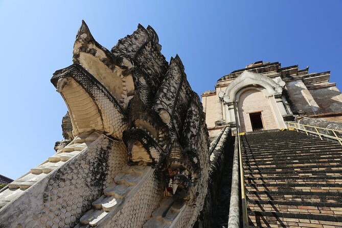 Private Tour: Chiang Mai City Tour Full Day - Chedi Luang and Wat Sri Suphan: history you can feel in the stone