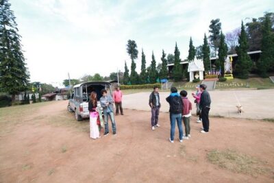 Private-Tour Doi Suthep Temple and Khun Chang Kien Village Half-Day - The open-truck ride to Khun Chang Khian: part of the experience, part of the reality