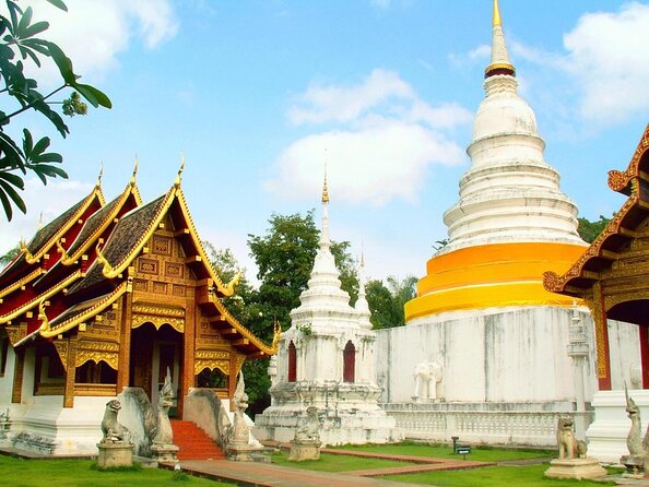 Sunlight or Moonlight: Chiang Mai City Tuk Tuk Tour - A night tuk-tuk loop that gets you moving (without chaos)