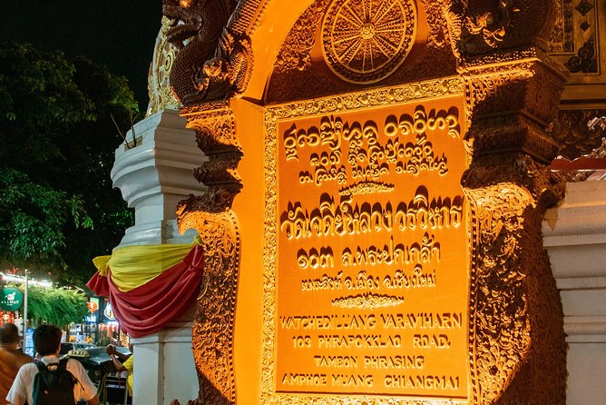 Sunlight or Moonlight: Chiang Mai City Tuk Tuk Tour - Small-group comfort: fewer people, more attention