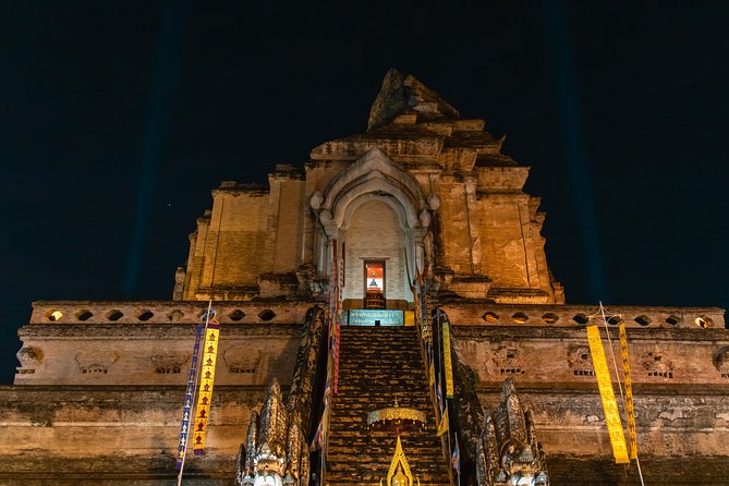 Sunlight or Moonlight: Chiang Mai City Tuk Tuk Tour - Pickup and meeting point: know where to show up