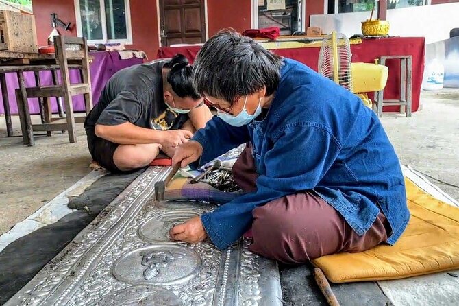 Talk to Buddhist monk & craft work in temple - The monk chat: respectful, arranged, and (in the best moments) private