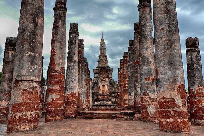 Unseen Sukhothai Province 2 Days 1 Night Private Tour - Day 1: Thung Kwian Market for a real-food break and local products
