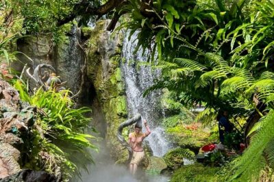 Visit Chiang Rai Temples and Lalitta Cafe from Chiang Mai - Mae Khachan Hot Spring foot bath: small stop, smart start