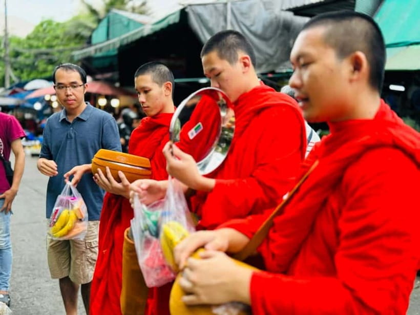 Walk With Monks Collecting Alms(meeting point maybe change) - My booking checklist before you go