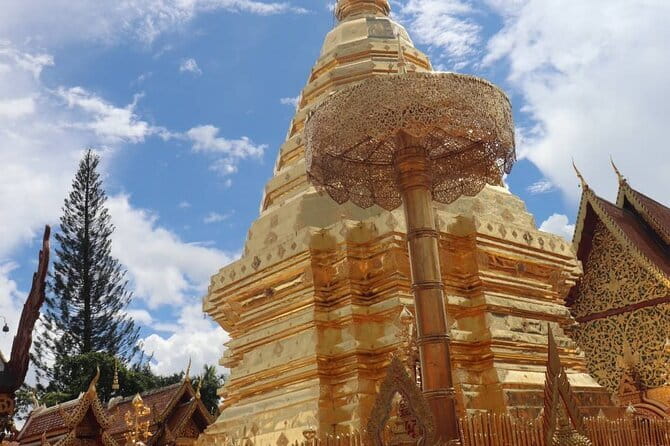 Wat Doi Suthep And Wat Pha Lat Evening Tour - Price and What You Get for $21.50 (It’s Better Than It Looks)