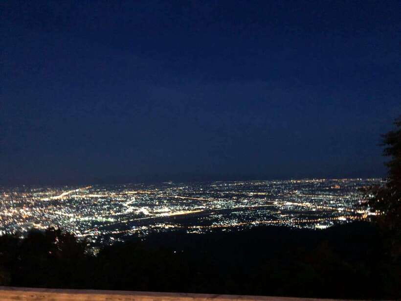 Wat Phra That Doi Suthep & Wat Pha lat Evening Tour & Guide - Key highlights you’ll feel fast