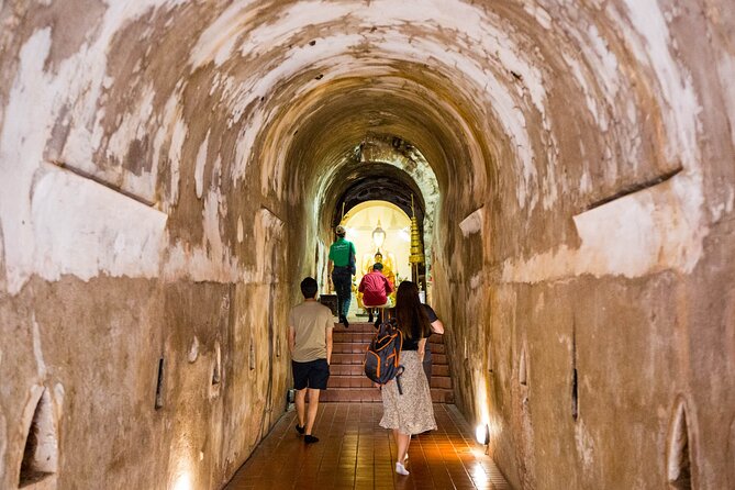 Wat Umong and Doi Suthep Temples Evening Tour - Doi Suthep: the 309 steps, then the Golden Pagoda payoff